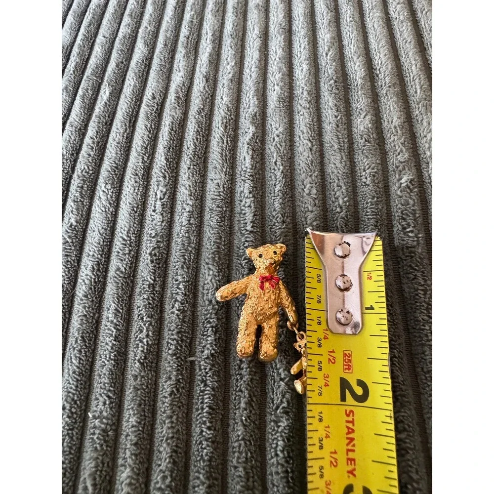 Gold Tone Teddy Bear Mom and Baby Brooch‎ Pin Red Bow Rhinestone Eyes